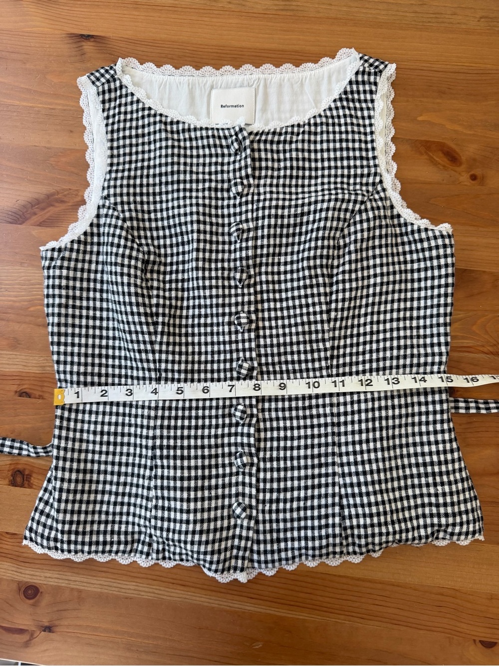 Reformation Amela Linen Top in Remy Check - Picture 4 of 12